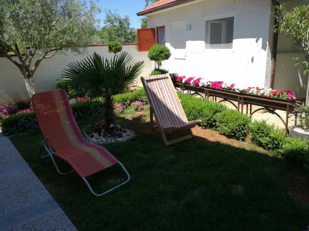 Apartment Mit- Mir Fondole Buitenkant foto